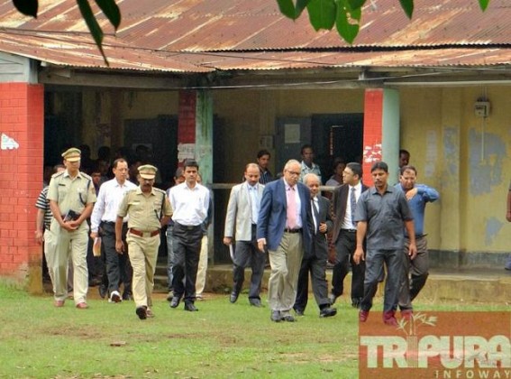 Sabroom Judge attack 3rd hearing : CJM court sent 3 accused to 7 day’s JC; prime accused Abhijit Dey managed bail since Sep 19 : South DM, SP on leave Sabroom Judge attack 3rd hearing : CJM court sent 3 accused to 7 day’s JC; prime accused Abhijit Dey managed bail since Sep 19 : South DM, SP on leave